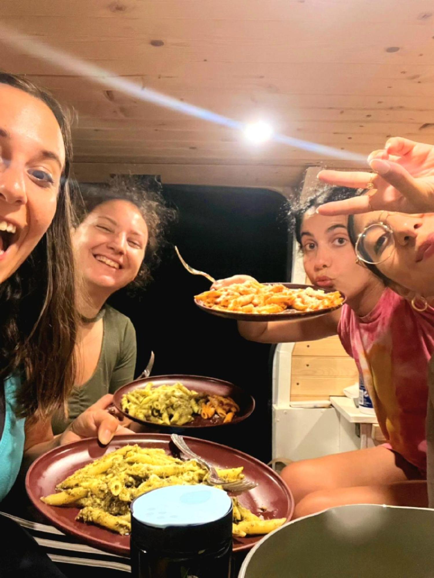 Campcar Maui Jeeps Suvs Hybrid Camper Van Rentals With Equipment And Travel Advice Καχουλούι Εξωτερικό φωτογραφία
